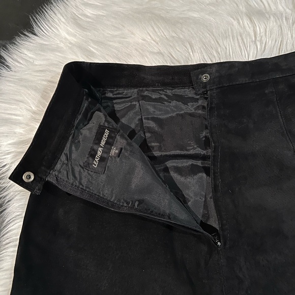 Vintage Suede Leather Hideout Black Leather Midi skirt size 8 Y2K,90’s - Picture 6 of 7